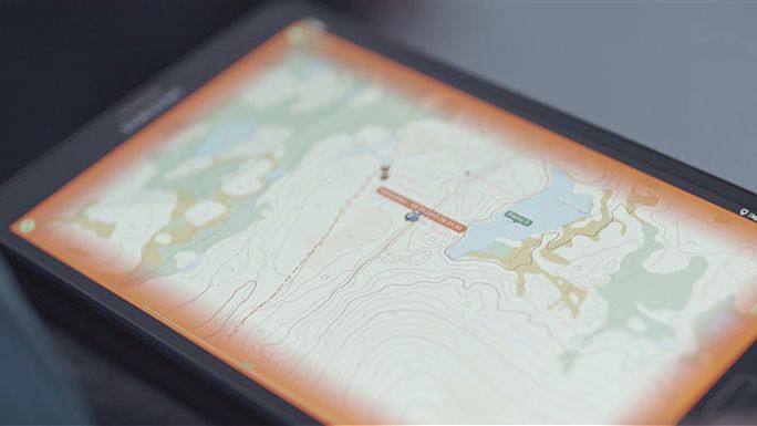 Seurantapanta tuo turvaa hirvimetsälle ja helppoutta laiduntavan karjan etsimiseen – IoT tekee paikantamisesta edullisempaa