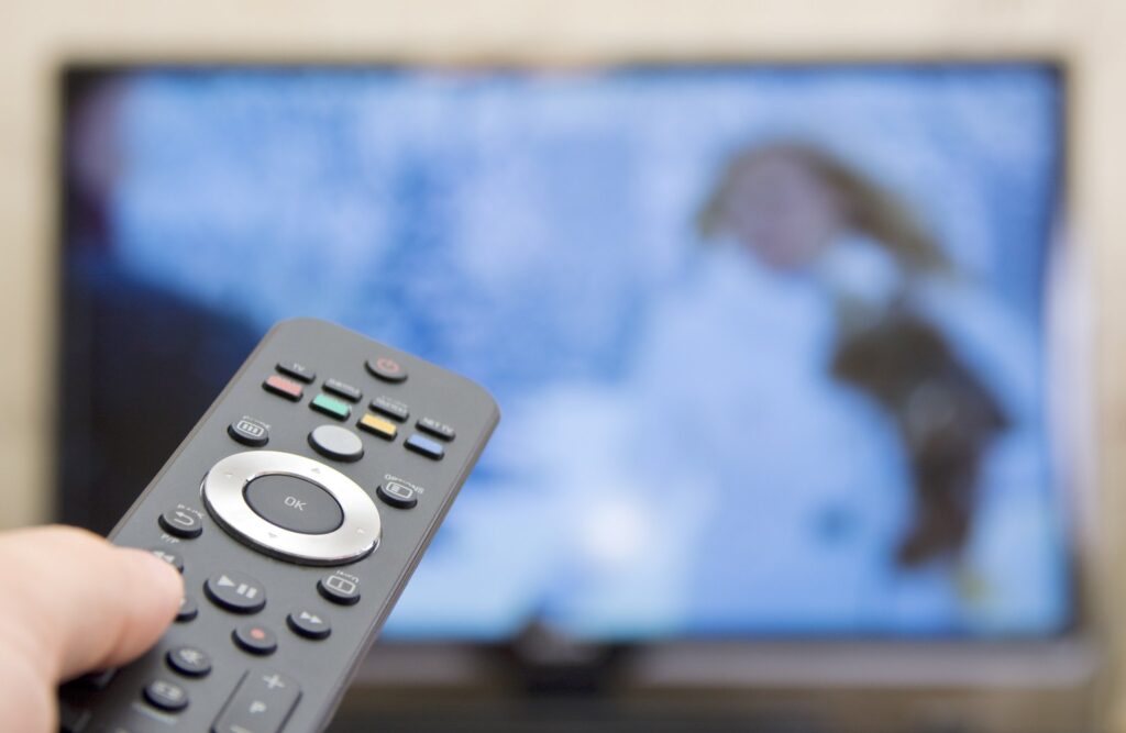 Digita korjaa Kruunupyyn maston lentoestevaloja 2.11. – huoltotöistä aiheutuu katkos tv-lähetyksiin